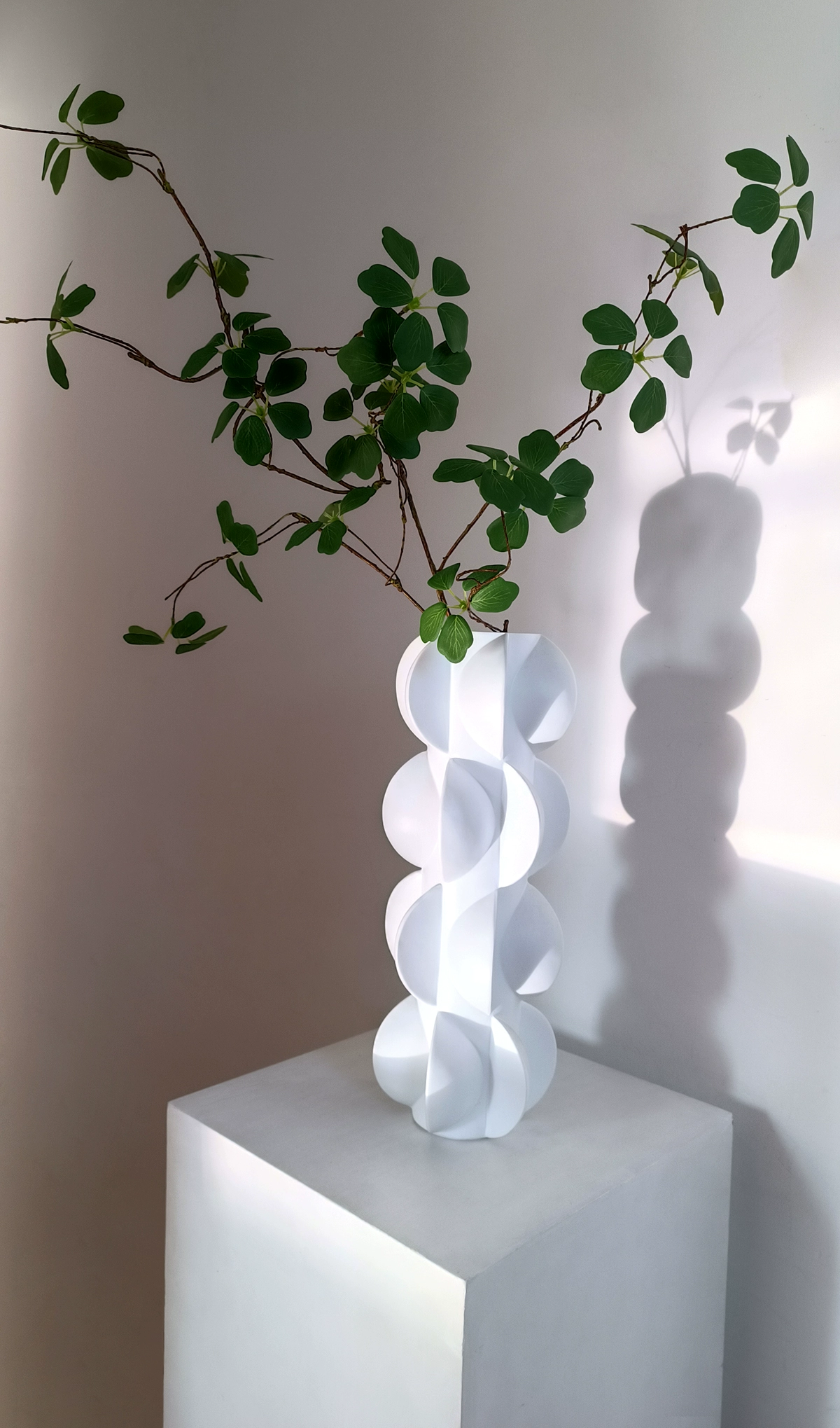 Abstract White Art Vase – Niche Decorative Accent for Modern Spaces - Image 10