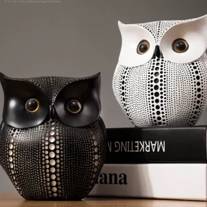 Modern Black & White Owl Sculptures – High-End Living Room & Bookcase Ornaments