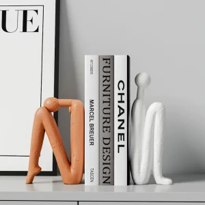 Minimalist Character Bookend Sculptures – Light Luxury Decorative Ornaments
