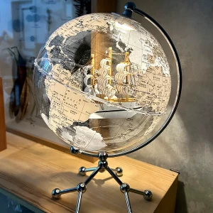Light Luxury Globe Ornament – High-End Decorative Globe for Home & Office