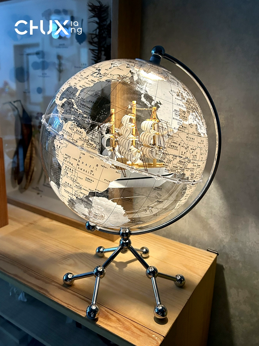 Light Luxury Globe Ornament – High-End Decorative Globe for Home & Office
