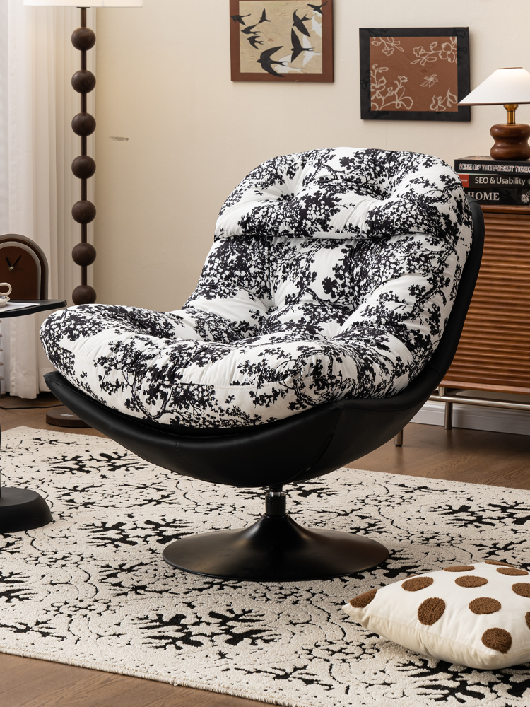 Eggshell Designer Swivel Chair – Light Luxury Lazy Lounge for Living & Balcony