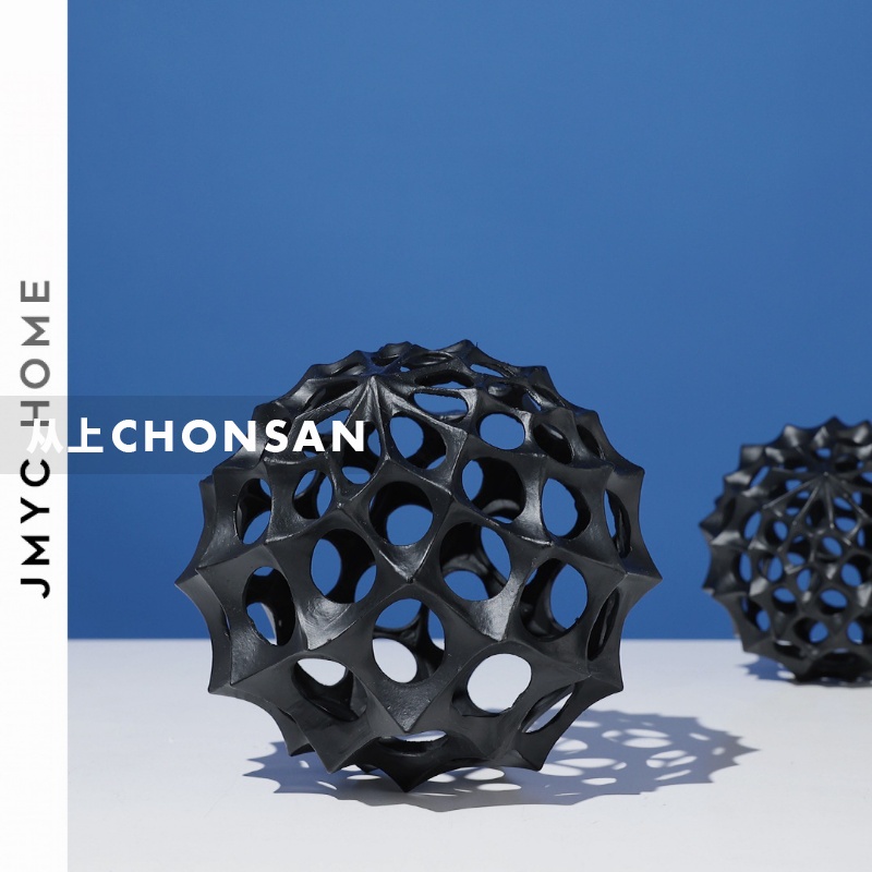 Nordic Hollow Cast Aluminum Sculpture – Modern Decorative Accent - Image 2