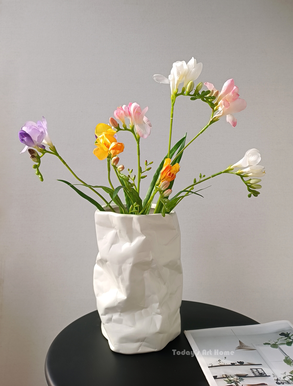 Modern Pleated Ceramic Vase – Artistic White Paper Bag Style