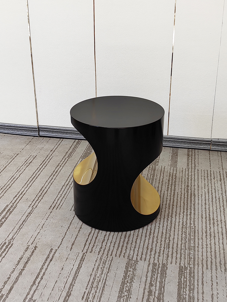 Italian Designer Creative Side Table – High-End Shaped Accent Table