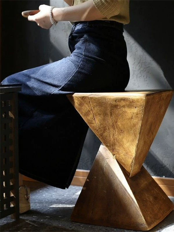 Nordic Imitation Wood Grain Side Table – Minimalist Magnesium Oxide Art Piece - Image 3