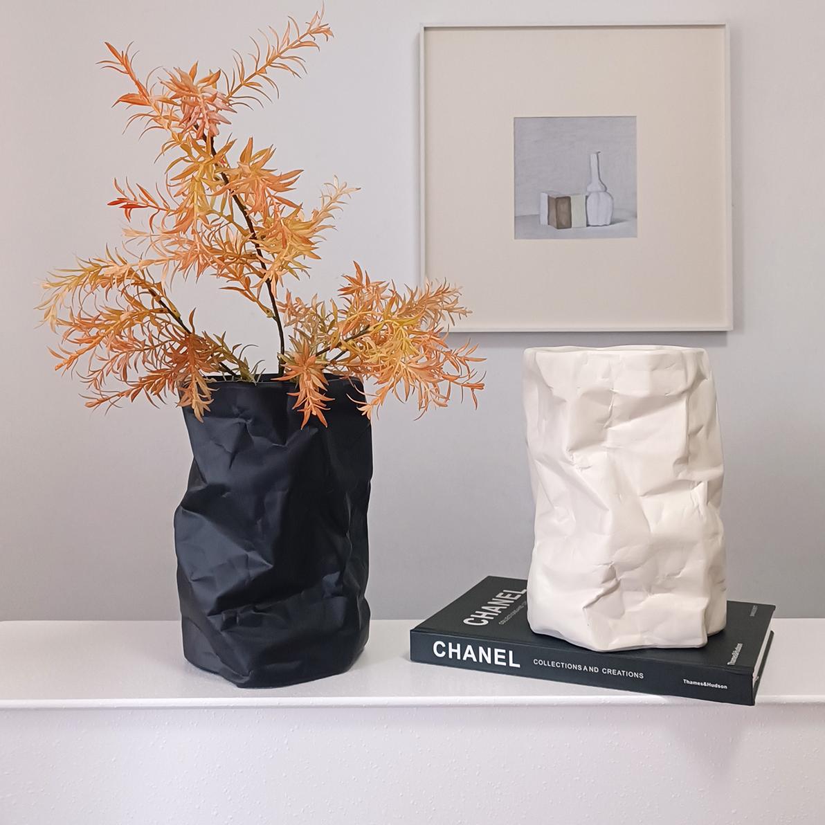 Modern Pleated Ceramic Vase – Artistic White Paper Bag Style - Image 3
